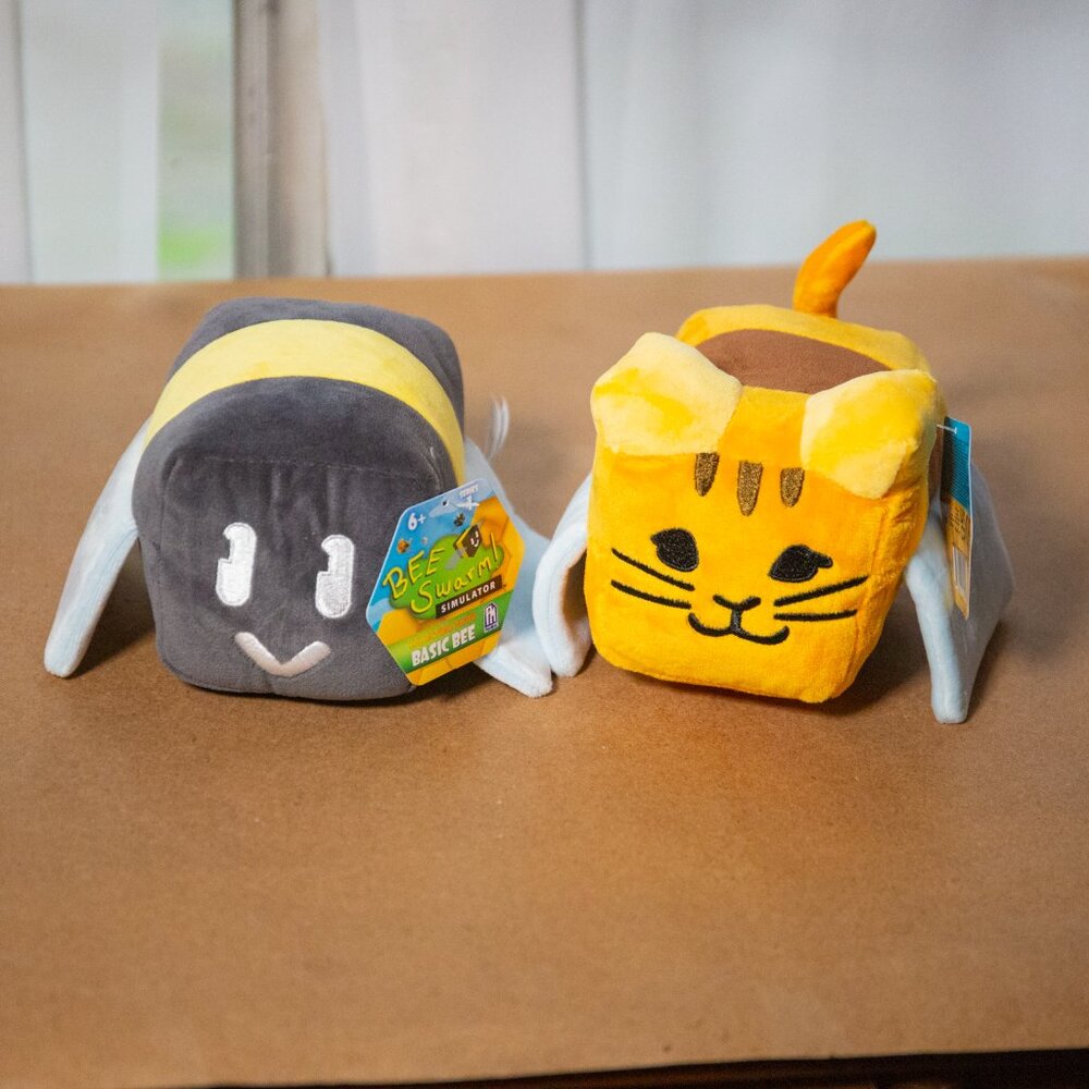 NEW - PhatMojo Bee Swarm Simulator Collectible Plush Series 1 - Basic / Tabby
